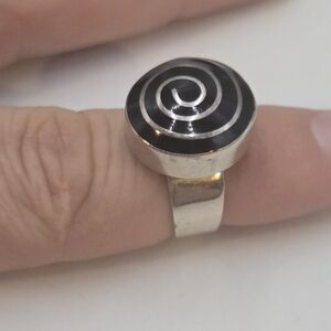 Sterling Silver 925 MEXICO CII Modernist Style Swirl Enamel Circle Ring Sz 7